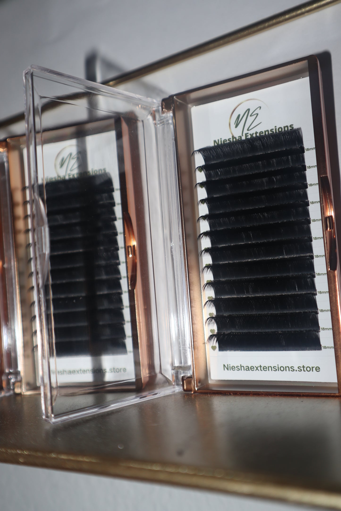 Couture Volume Lash Trays