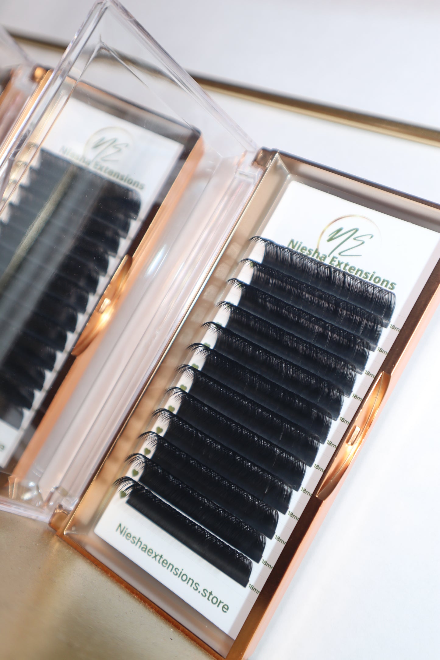 Couture Volume Lash Trays